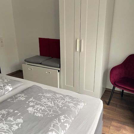 Appartement Im Herzen Von Leimen Luaran gambar