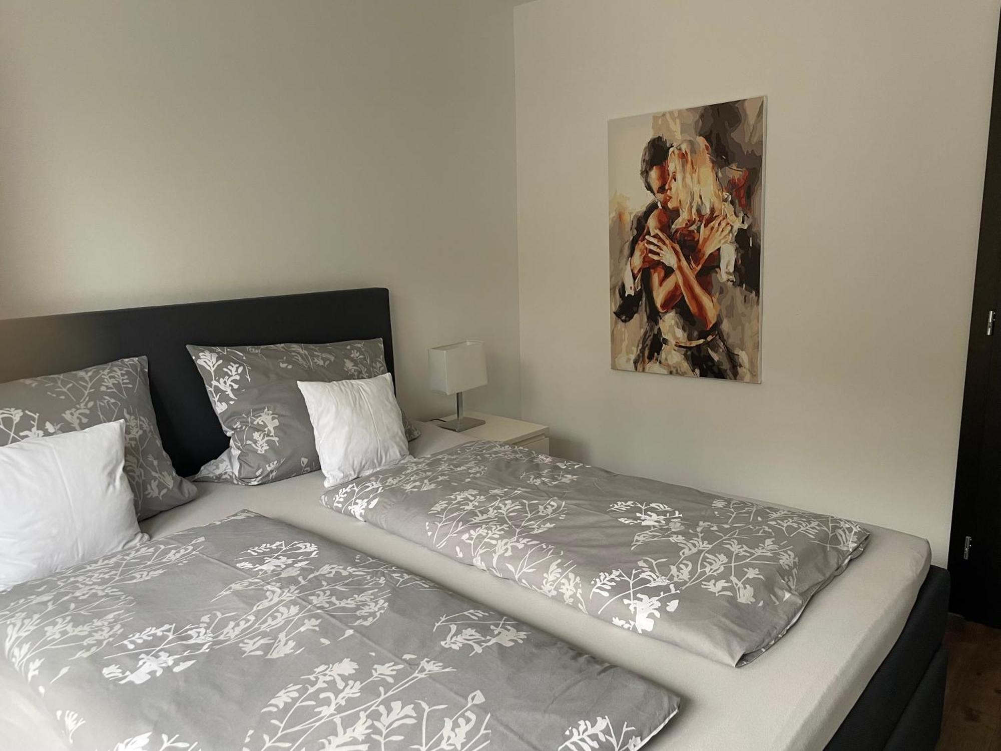 Appartement Im Herzen Von Leimen Luaran gambar