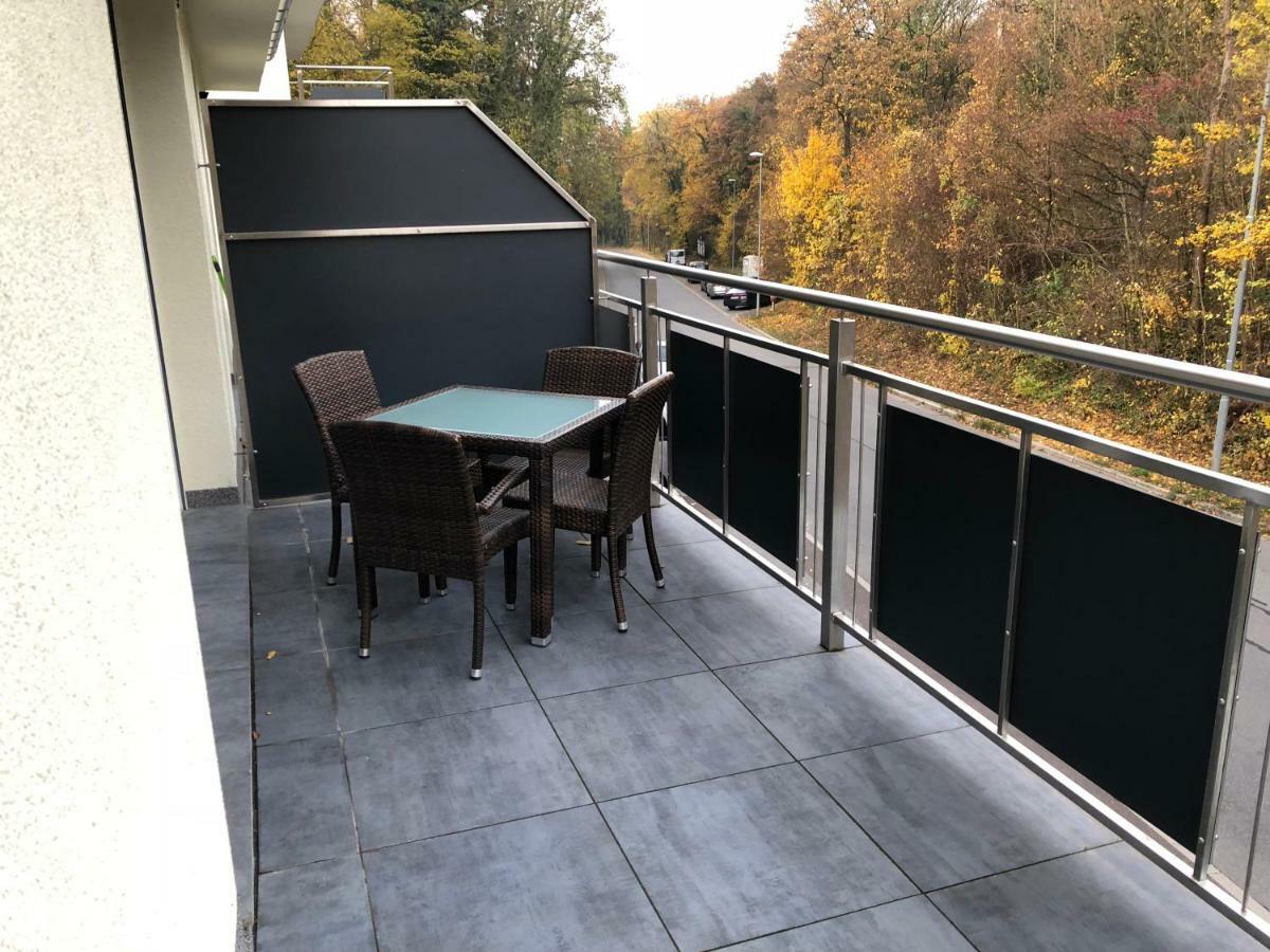 Appartement Im Herzen Von Leimen Luaran gambar